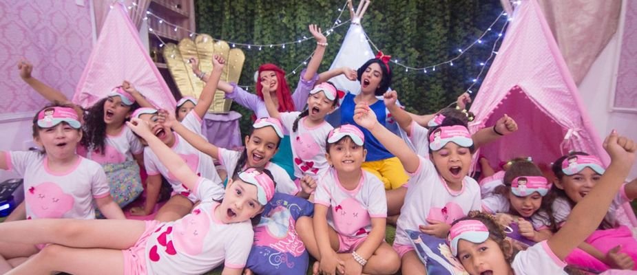 O que levar numa festa do pijama divertida e confortável!